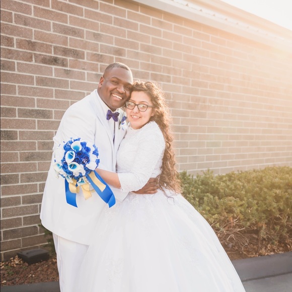 Meet the posher, Edith - Picture 4 of 13